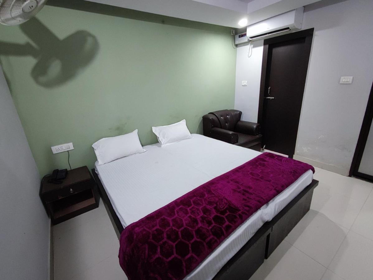 Hotel Kanha Shyam Madhubani Exterior foto